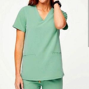 Limited Edition Figs Scrub Set in Jade